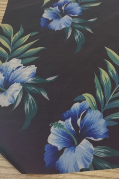 DG-CW  防曬服反光  數位彩色印花  聚酯纖維   發光幻彩反光布料   七彩風衣外套布   尺寸：1400mm  重量：80 正面照